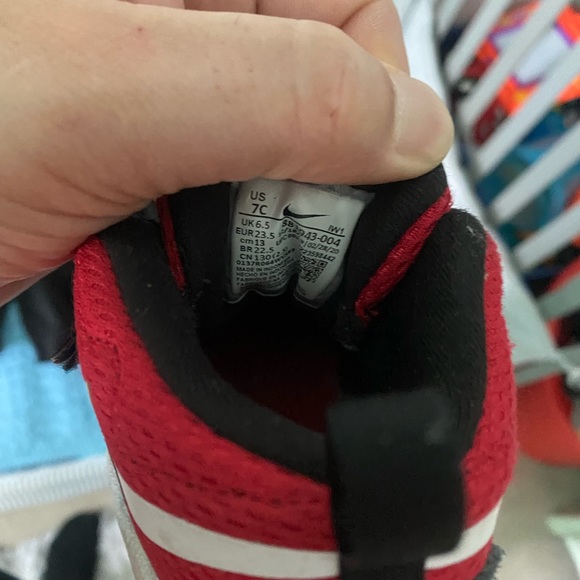 Nike Track Suit & Nike Shoes - Picture 5 of 7